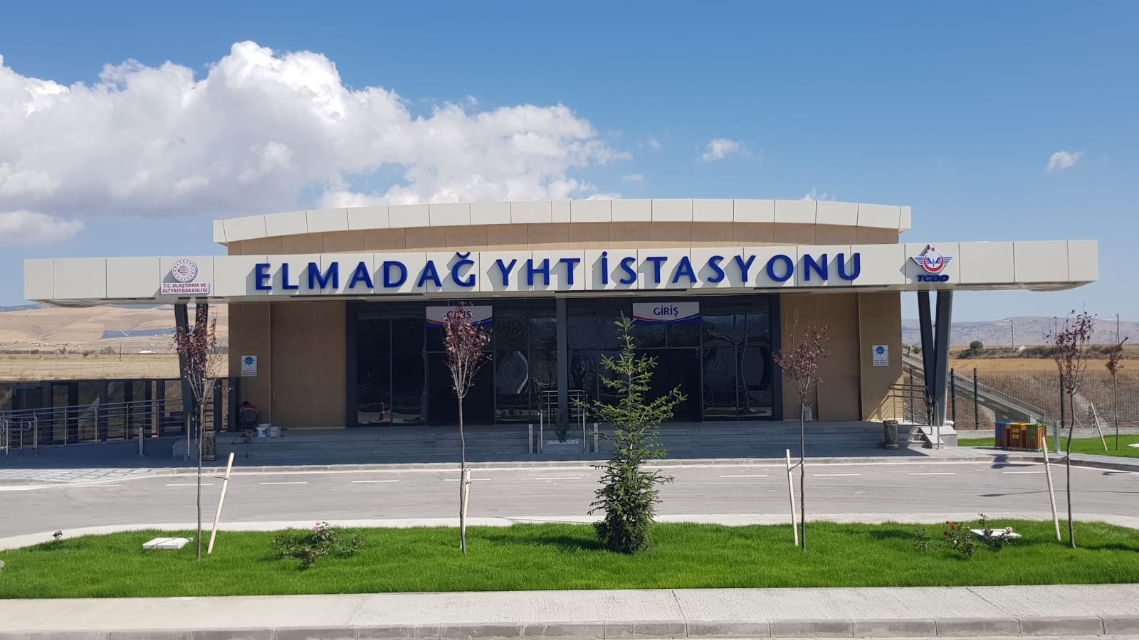 aa-20240922-35704873-35704868-yildizeli-ve-elmadag-yht-istasyonlari-yarin-hizmet-vermeye-basliyor.jpg