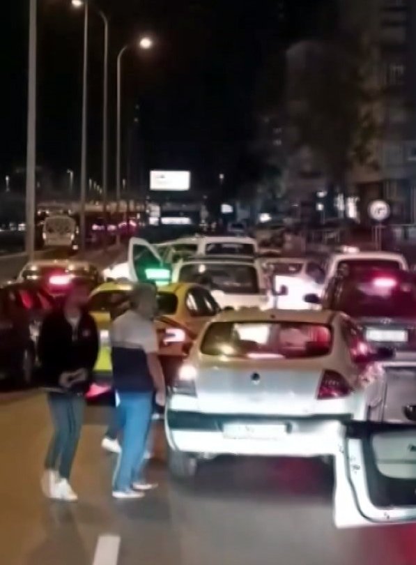 Avcılar'da uyuşturucu operasyonu: 5 gözaltı