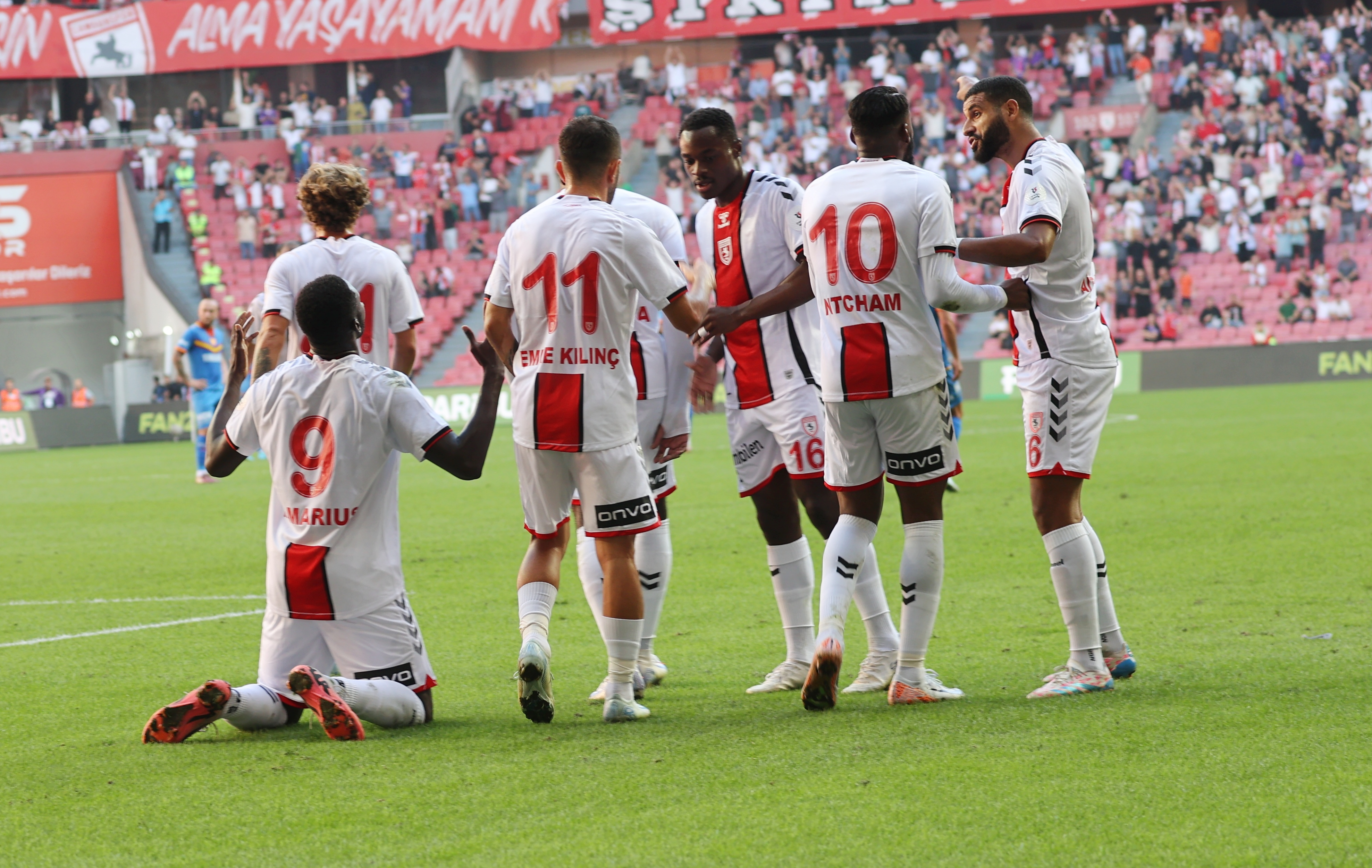 aa-20240928-35761269-35761256-yilport-samsunspor-goztepe.jpg