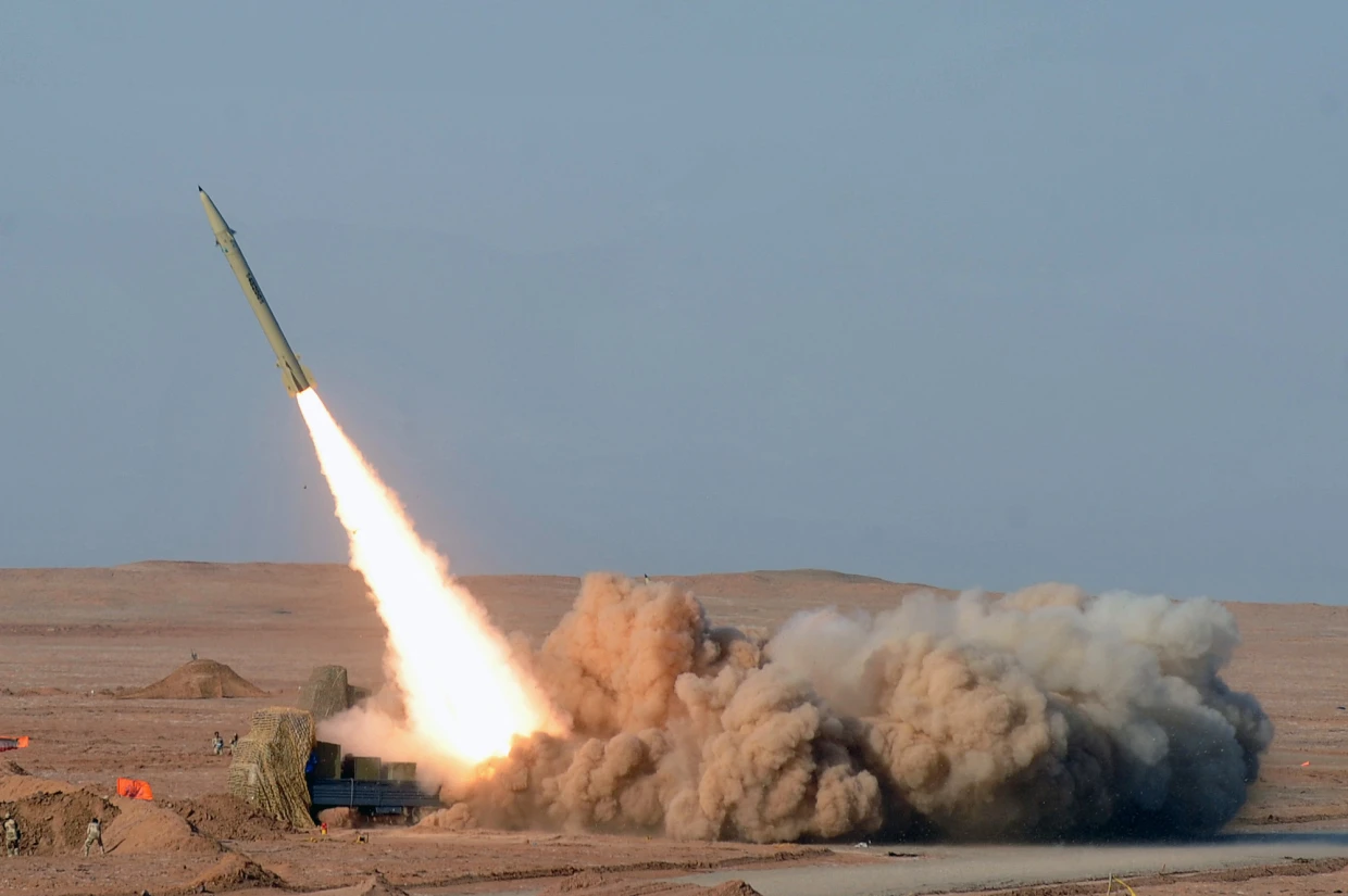 240910-iran-fateh-missile-mn-1230-fcef1f.webp