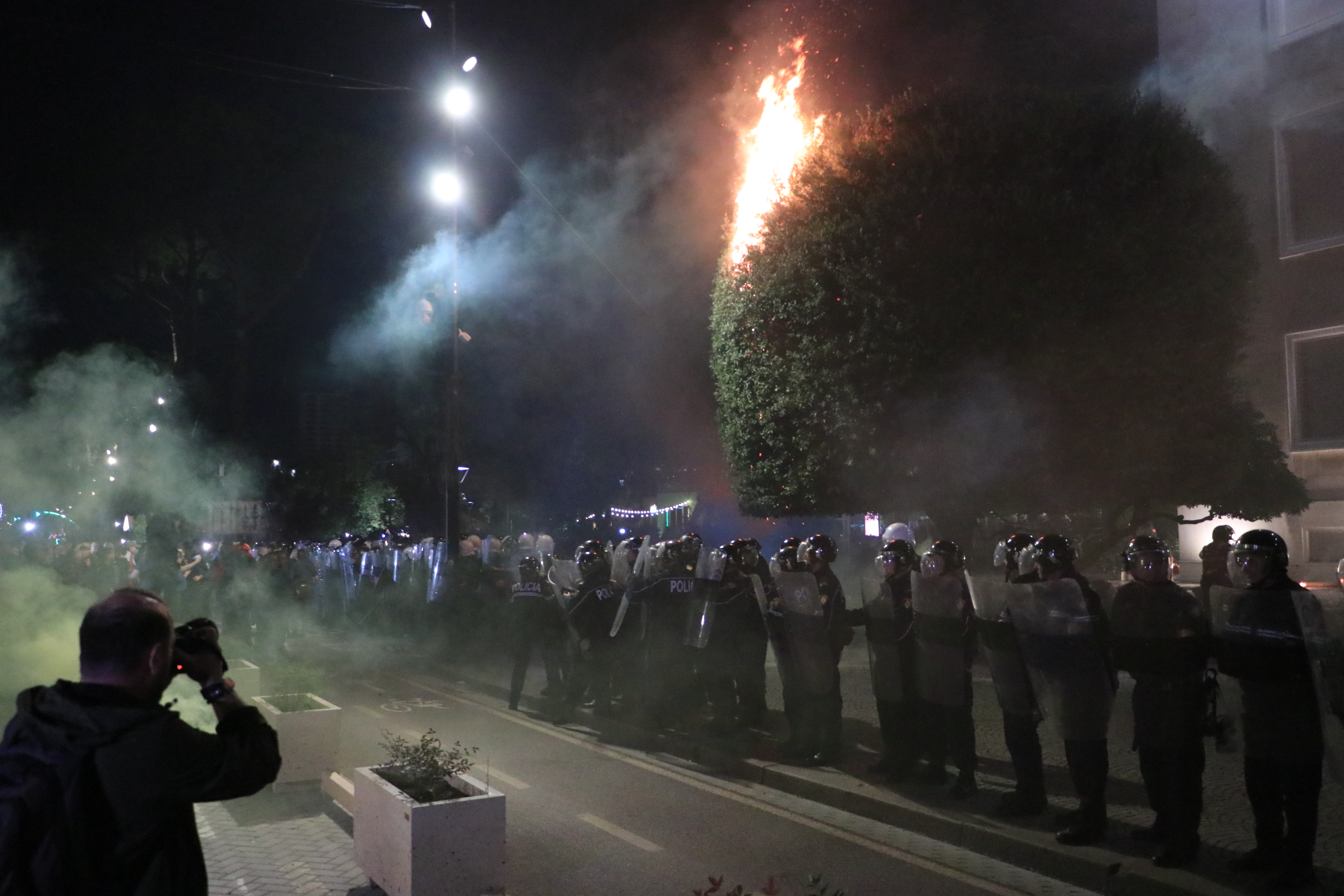 aa-20241007-35852268-35852261-arnavutlukta-hukumet-karsiti-protesto-duzenlendi.jpg