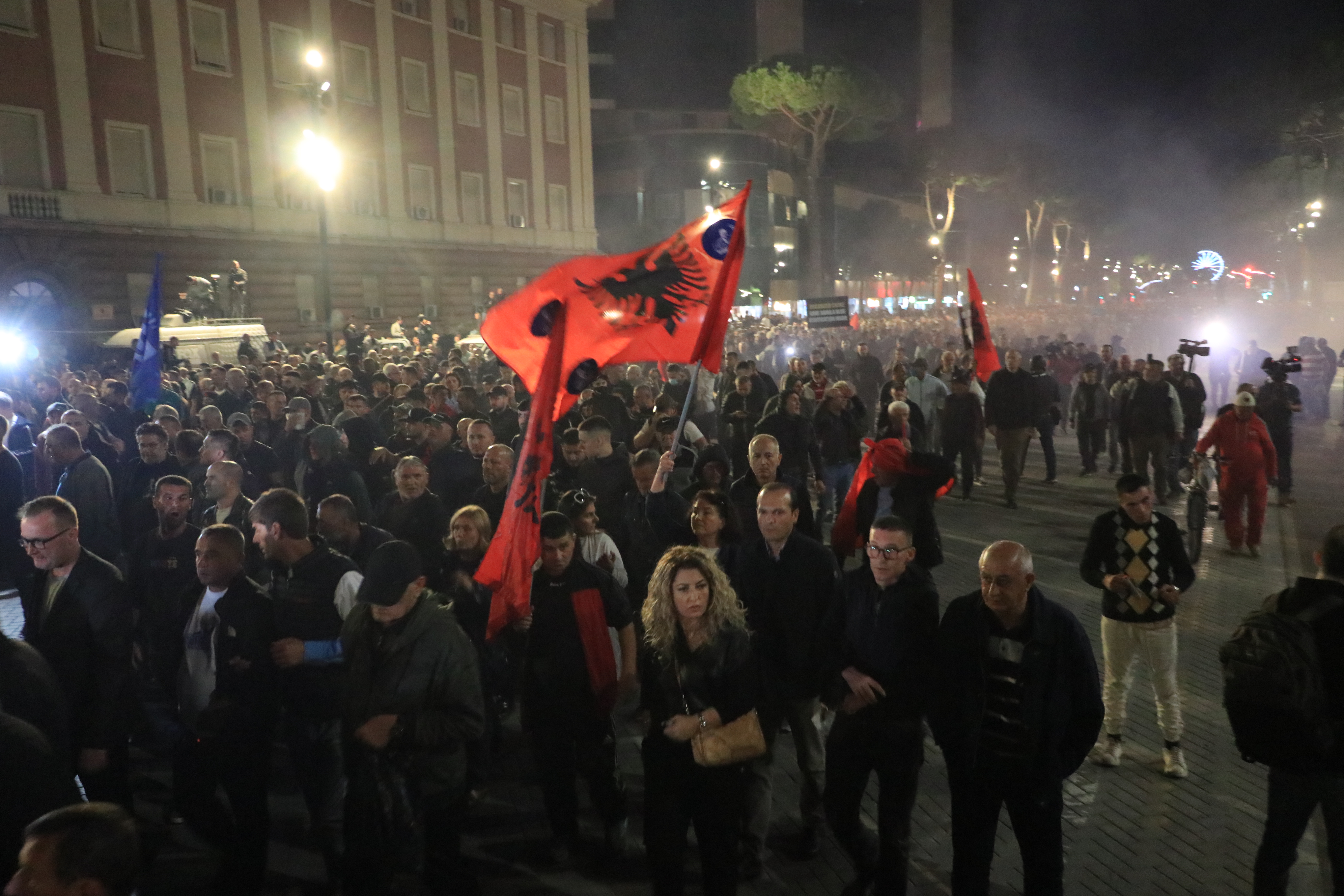 aa-20241007-35852268-35852266-arnavutlukta-hukumet-karsiti-protesto-duzenlendi.jpg