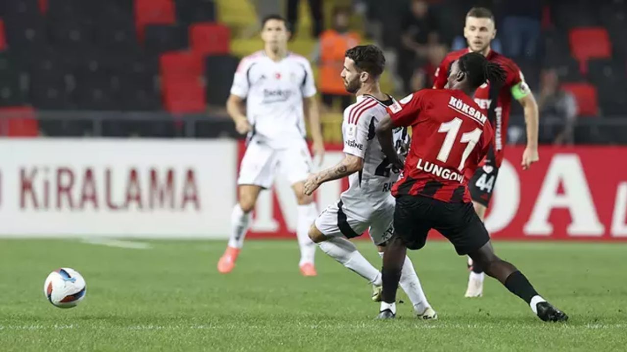 besiktas-gaziantep-fk-ile-1-1-berabere-kaldi-17282381192028.jpg