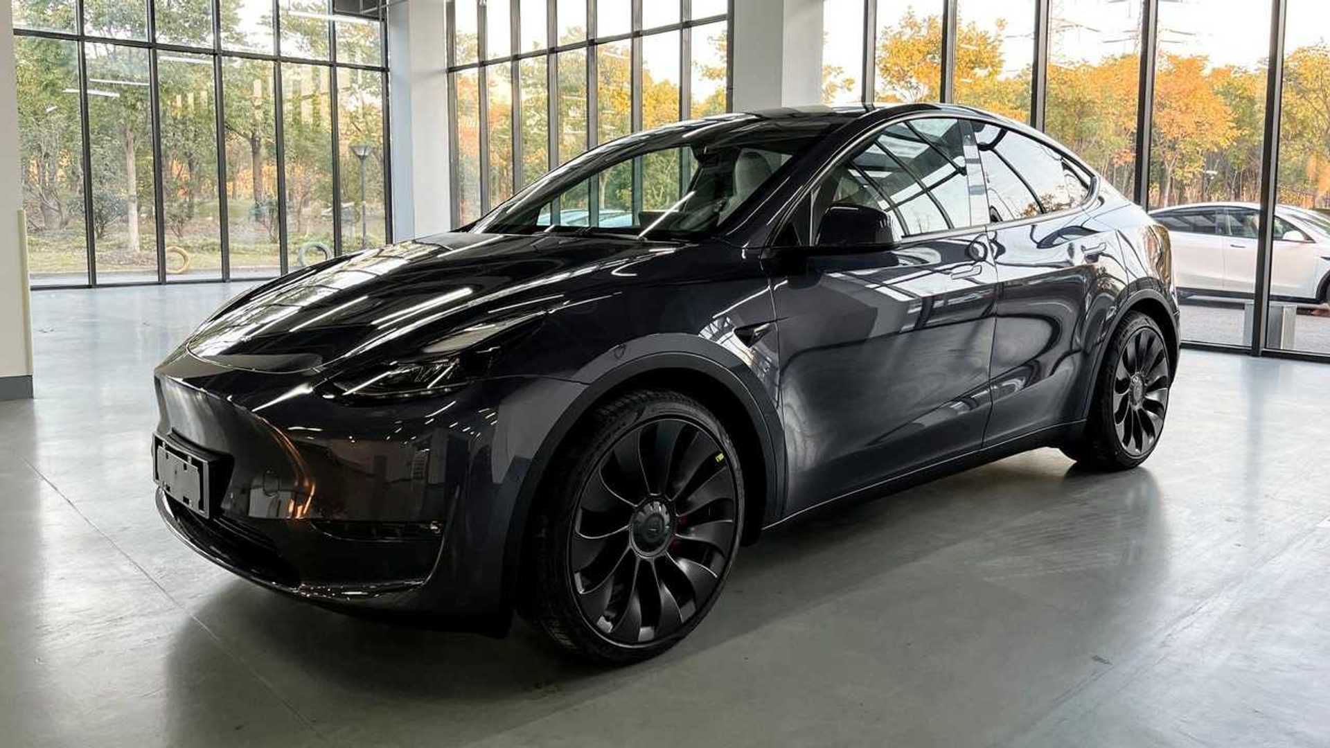 tesla-model-y-performance-mic-in-china-november-2021.jpg