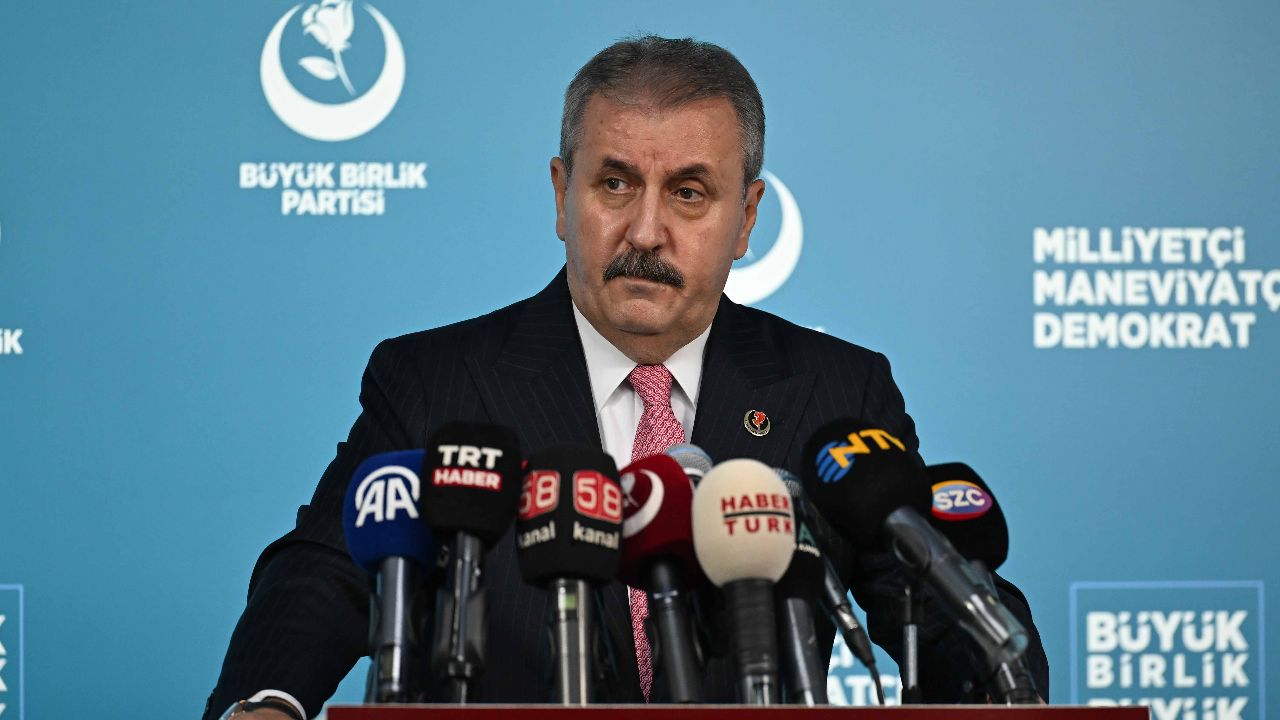 bbp-lideri-desticiden-idam-cagrisi-bugunun-turkiyesi-icin-bir-mecburiyettir-17287460512483.jpg