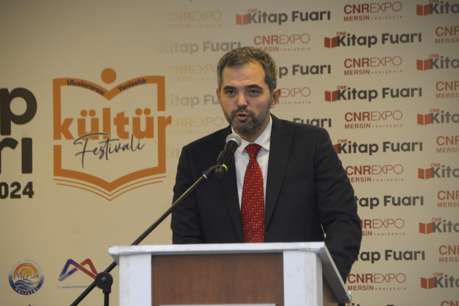 mersin-cnr-kitap-fuari-kapilarini-acti-367408-101499.jpg