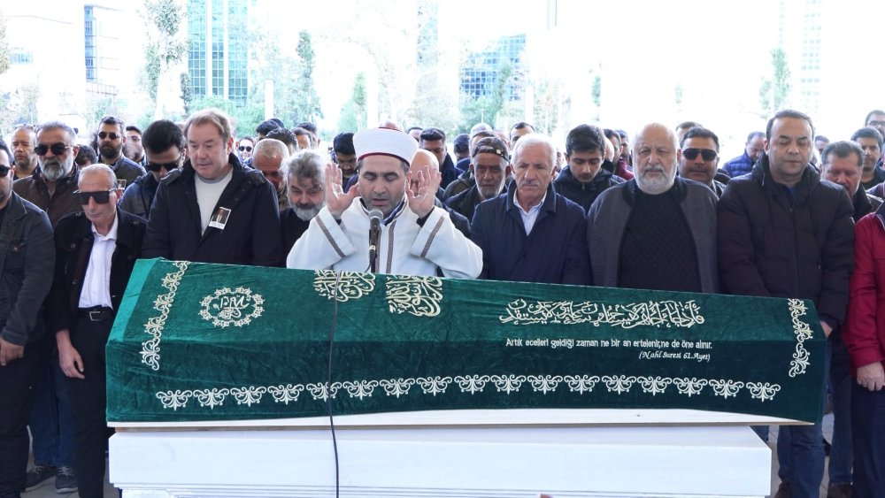 Vural Çelik'in ablası cenazede gözyaşlarıyla konuştu. Yaptığı son şaka oldu!