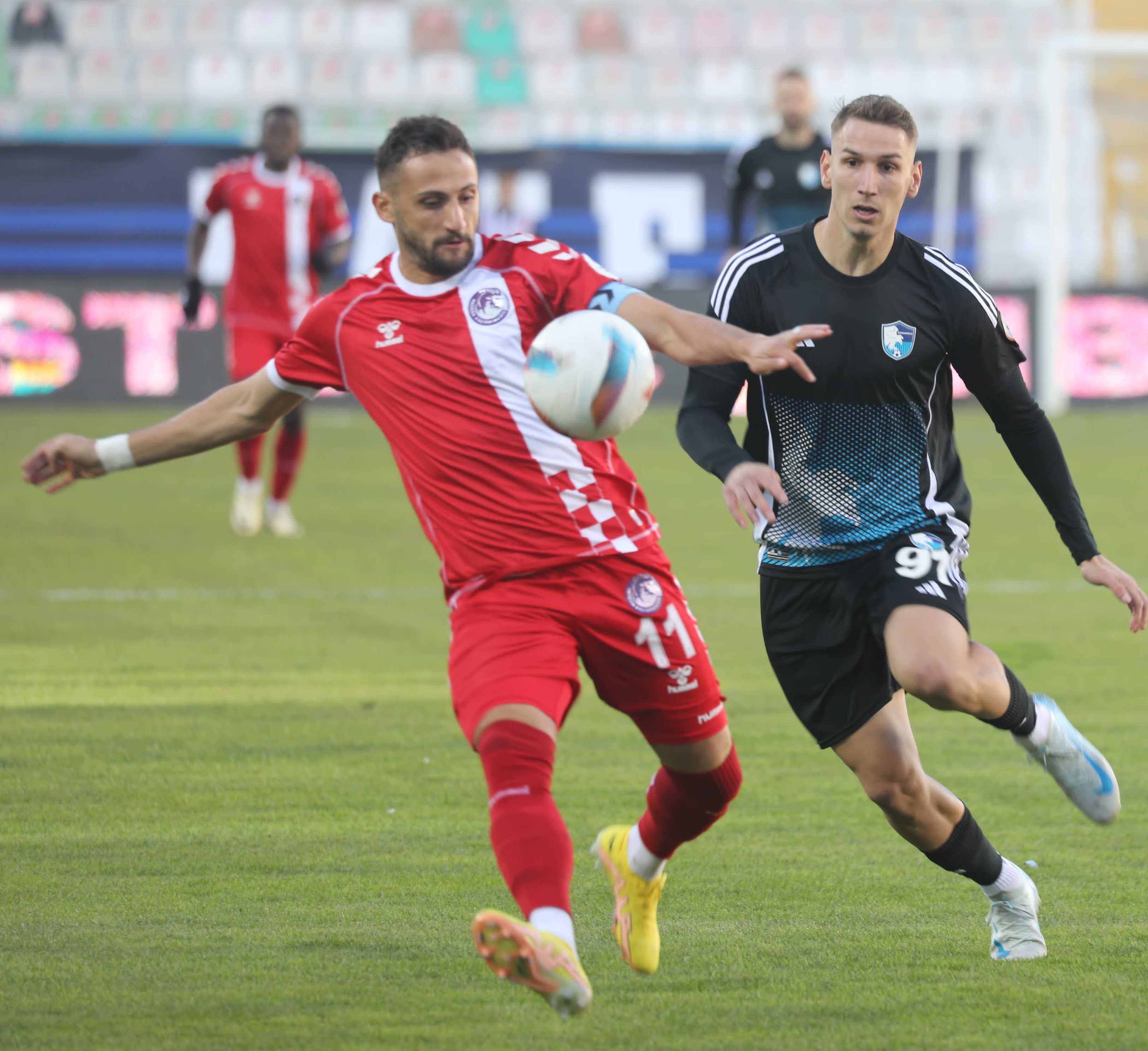 erzurumspor-fk-ankara-keciorengucu-4-392060-108726.jpg