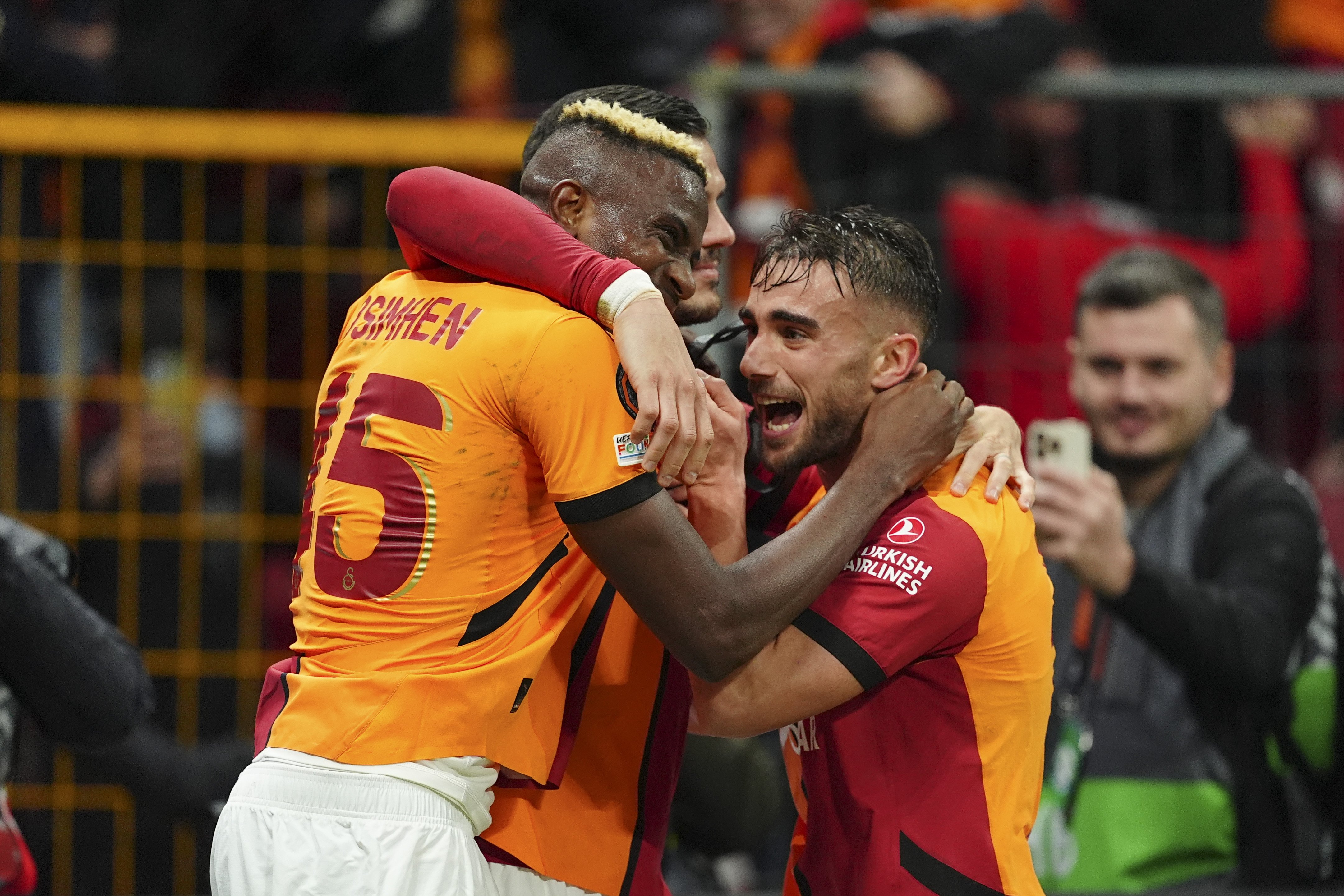 aa-20241107-36135199-36135196-galatasaray-tottenham.jpg