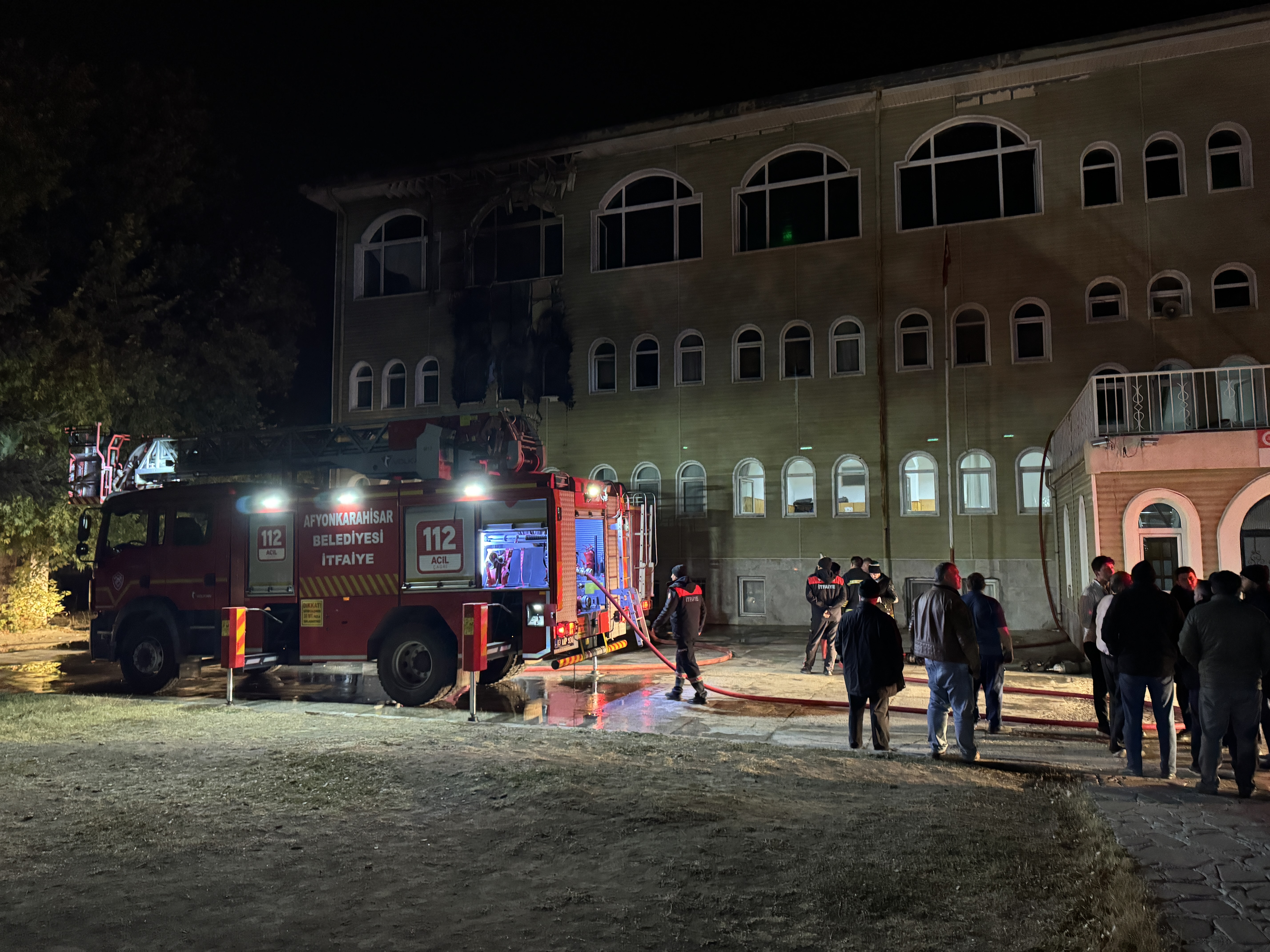 aa-20241110-36162558-36162553-afyonkarahisarda-kuran-kursu-yatakhanesinde-cikan-yangin-sonduruldu.jpg
