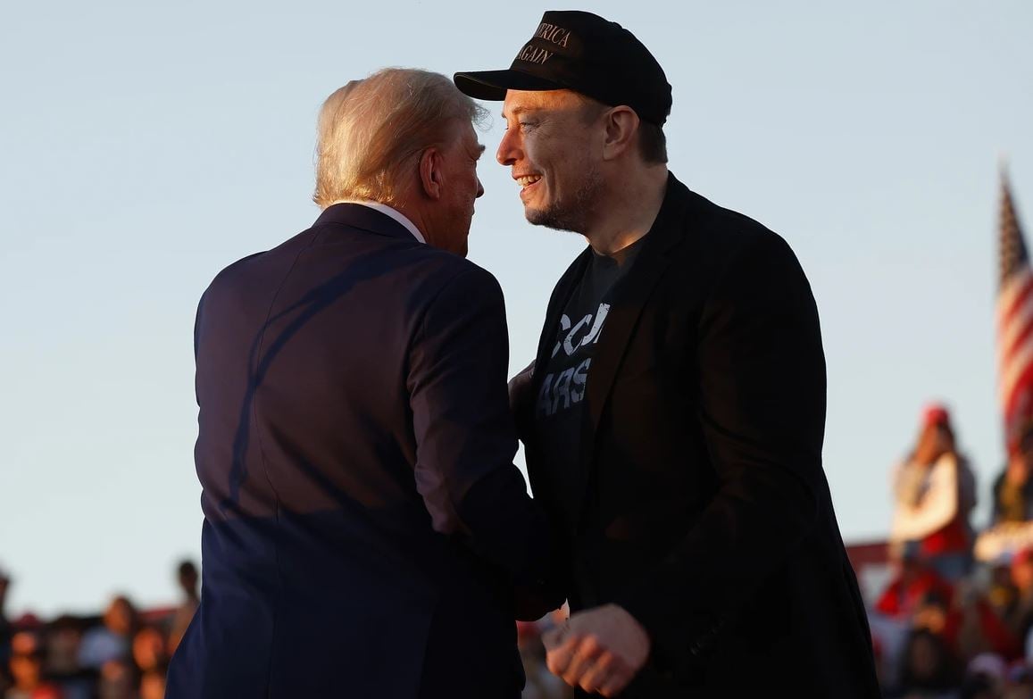 trump-elon-muski-bakan-yapti-2.jpg