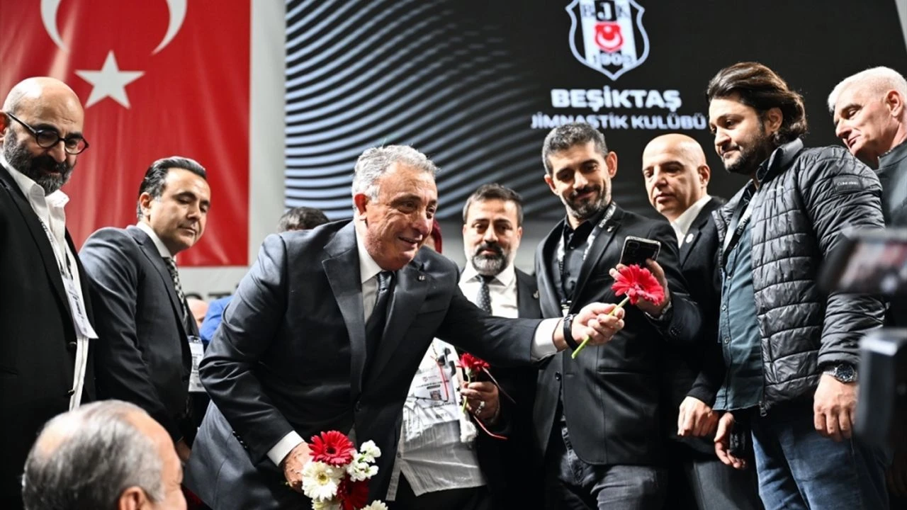 ahmet-nur-cebi-besiktasa-veda-etti.webp