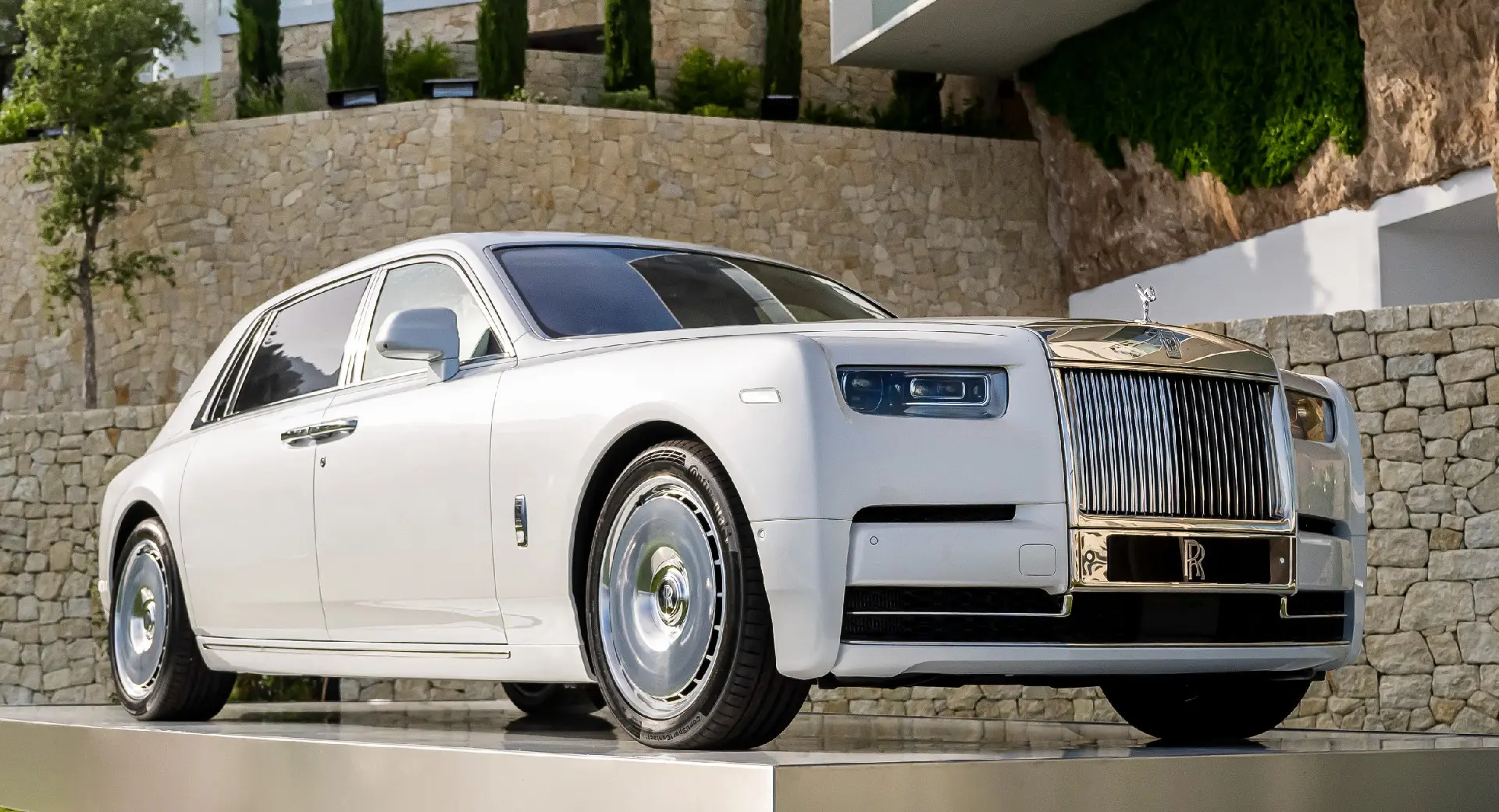 rolls-royce-phantom-riviera-francesa-3.webp