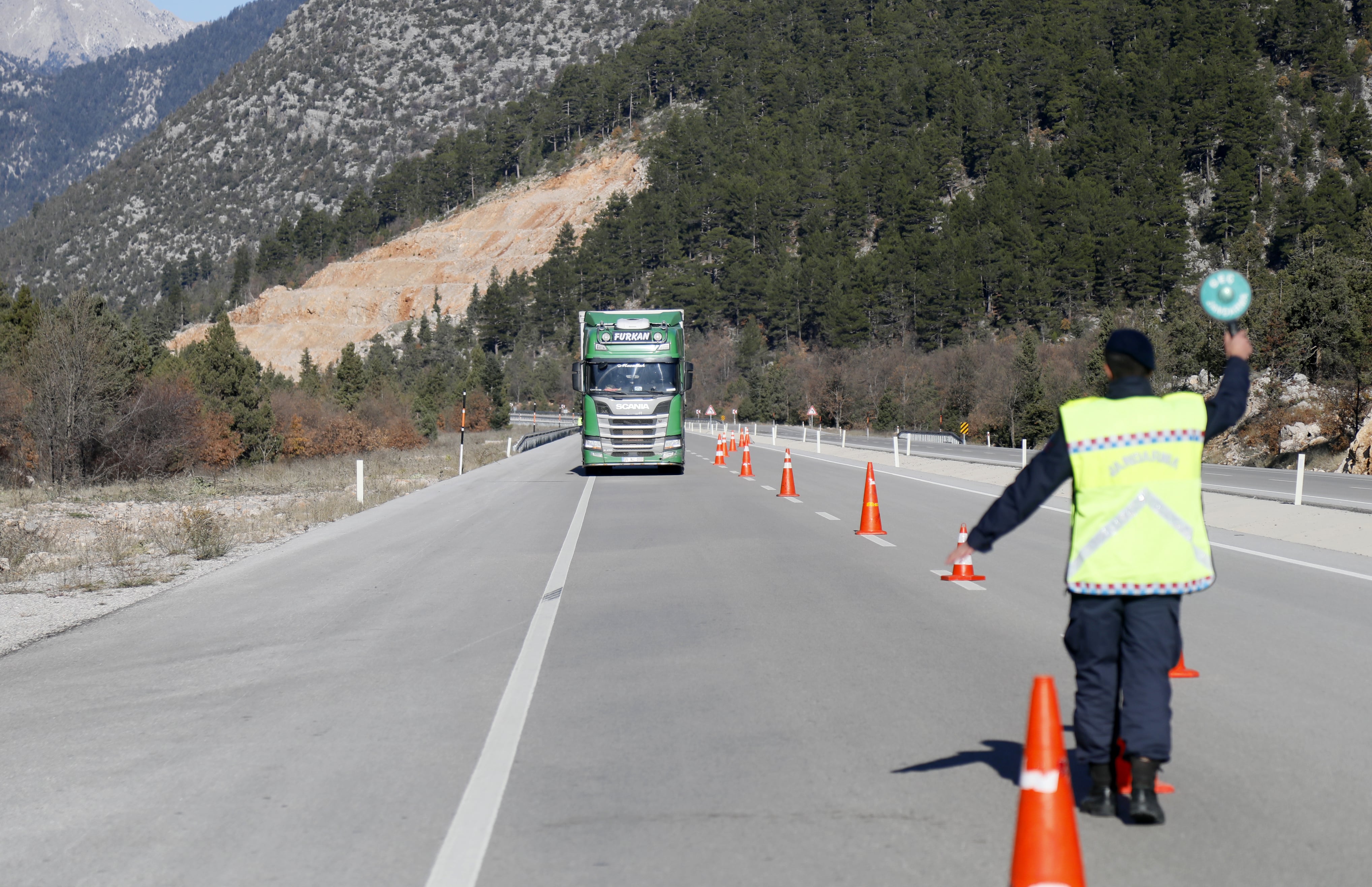 kis-lastigi-denetimi-antalyada-basladi-2-min.jpg