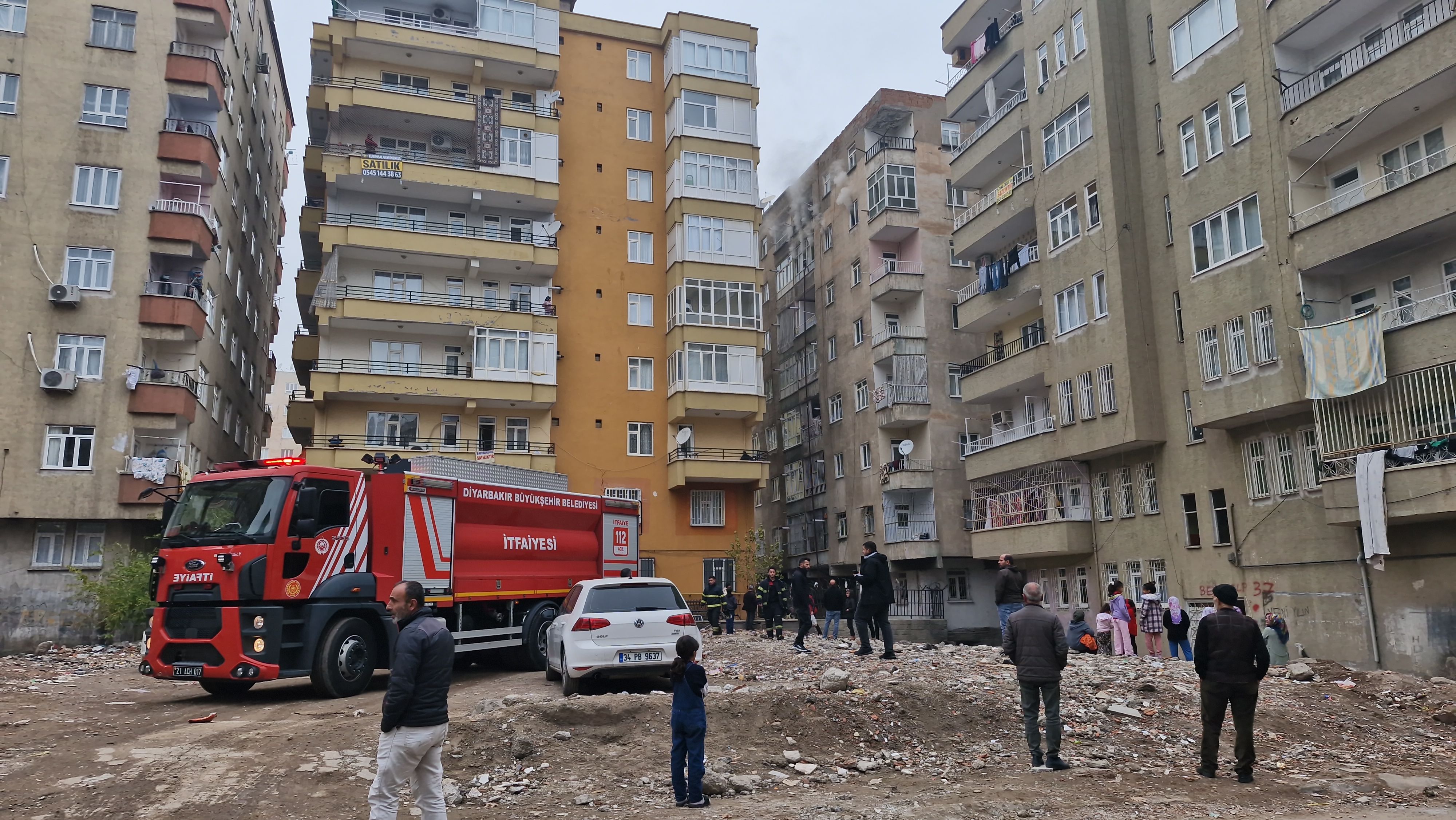 banyoya-goturmek-istedikleri-odun-sobasi-464905-137347.jpg