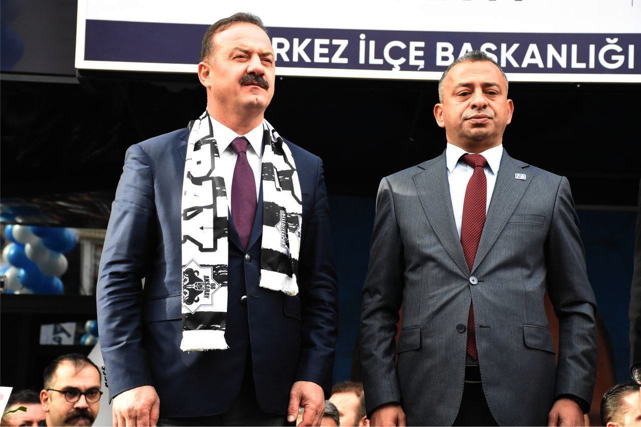 aa-20241215-36491753-36491752-anahtar-parti-genel-baskani-agiralioglu-aksarayda-partililerle-bulustu.jpg