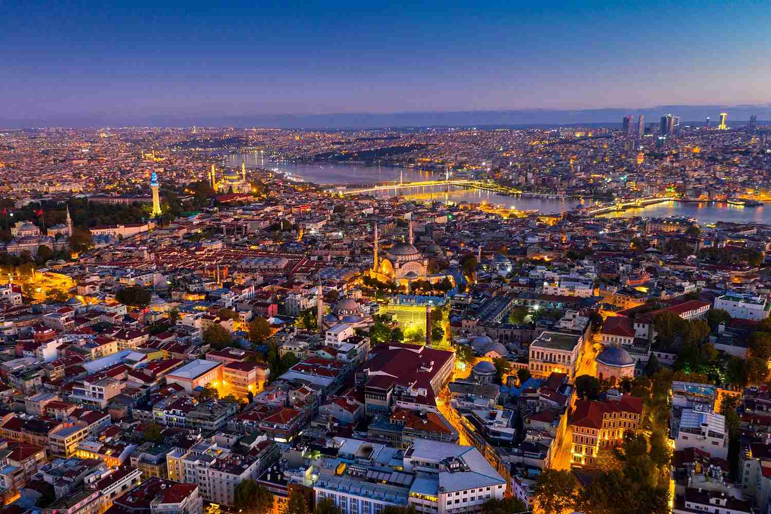 istanbul-a-city-that-never-sleeps-11zon.jpg