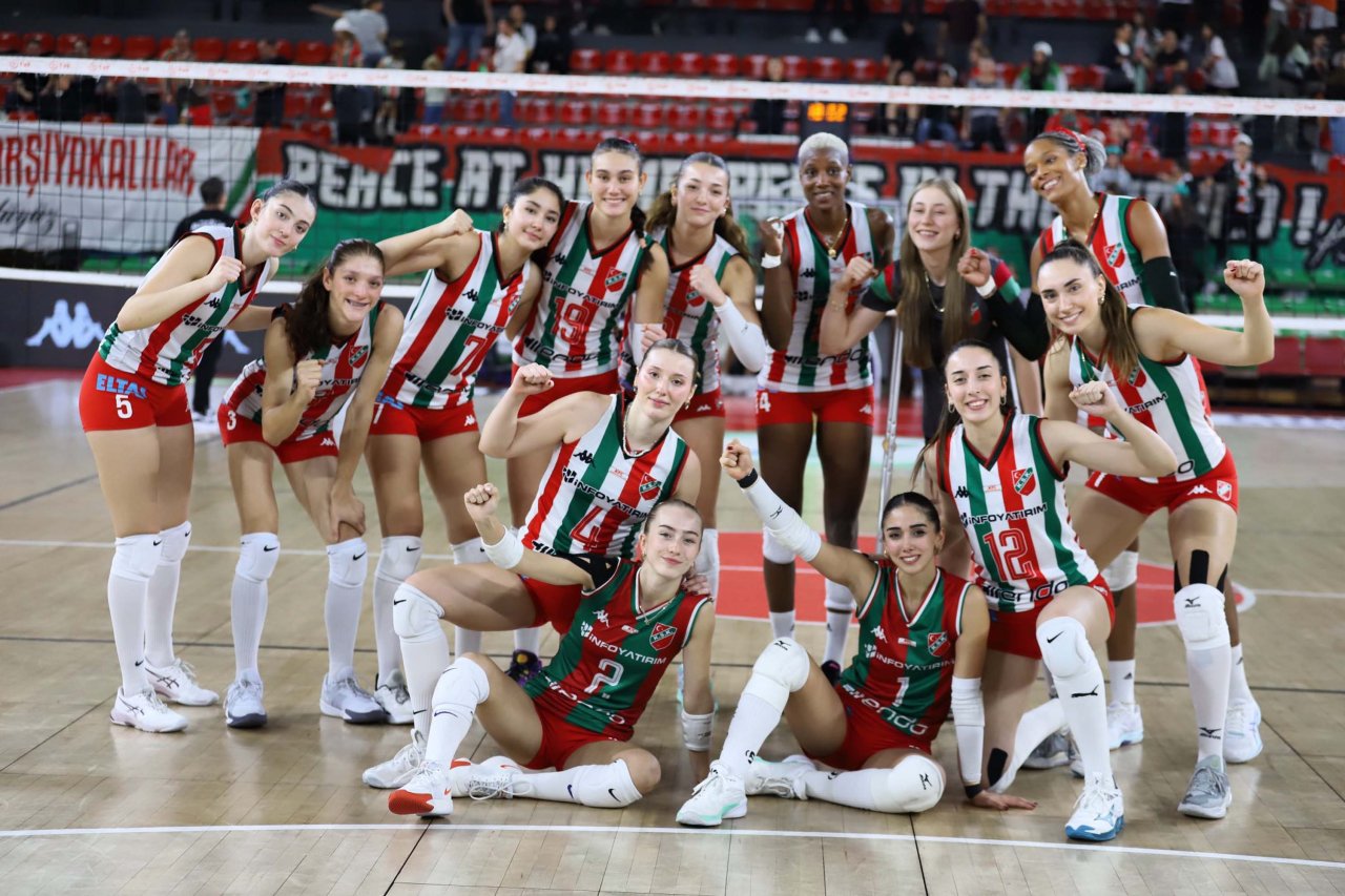 karsiyakada-voleyboldan-transfer-hamles-485478-143606.jpg