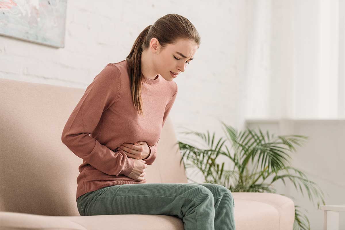 woman-in-stomac-pain.jpg