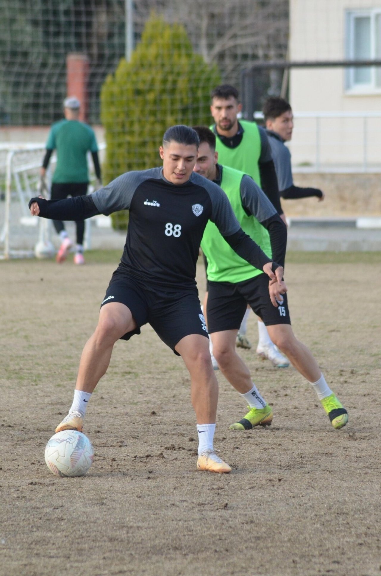 nazillispor-ikinci-devreye-umutlu-baslad-493203-145915.jpg