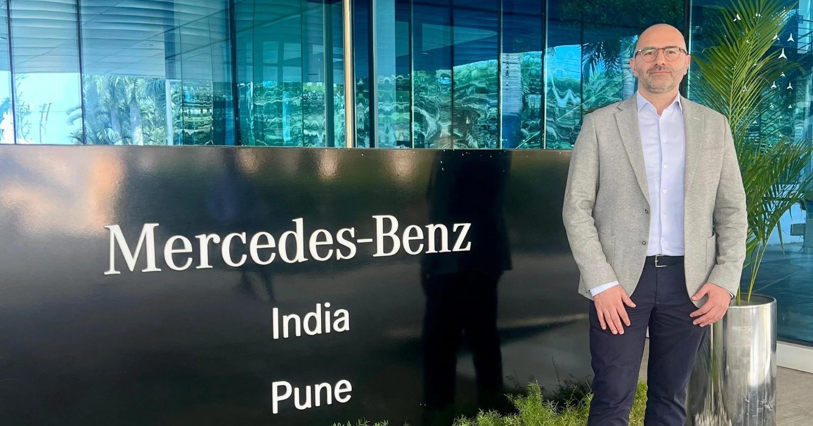 mercedes-benz-cfo-emrah-ozer.webp