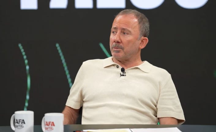 sergen-yalcin-ben-bir-yerde-calissam-galatasaray-verse-hemen-alirim-hic-oynamiyor-cok-tuttugum-bir-oyuncu-e82b3.jpg