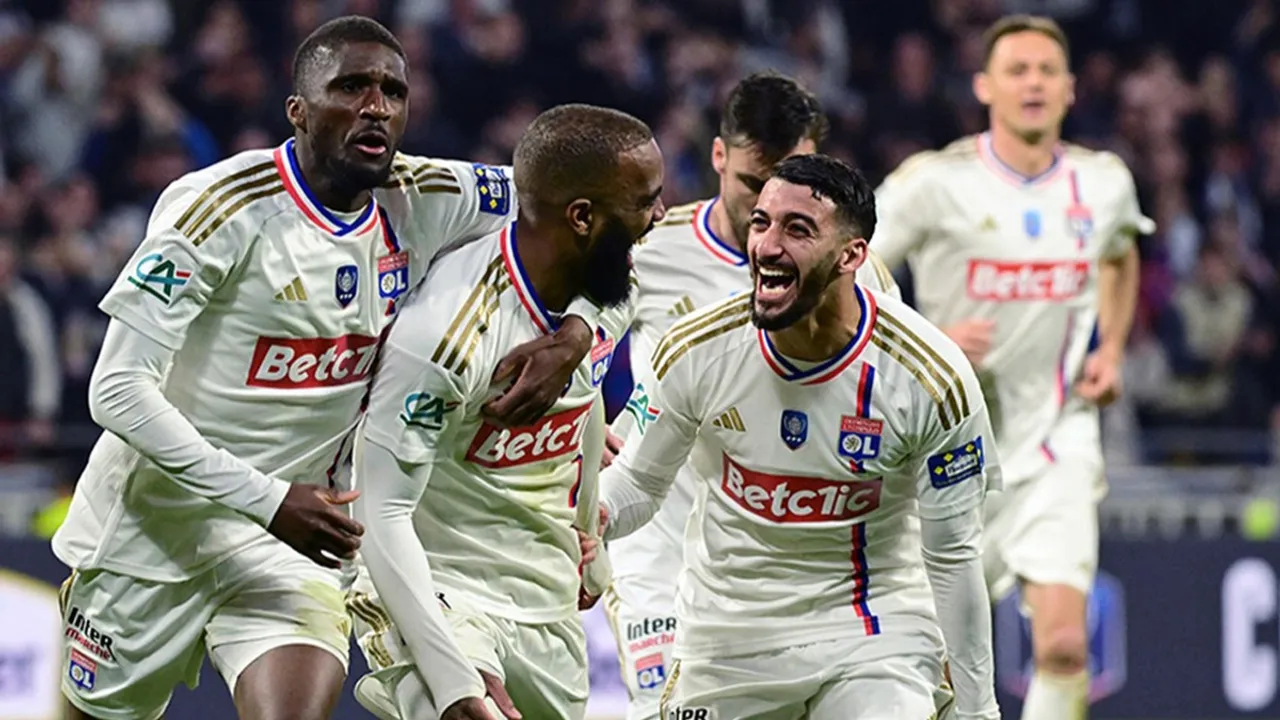 fransa-kupasinda-ilk-finalist-olimpik-lyon-oldu-r11u.webp