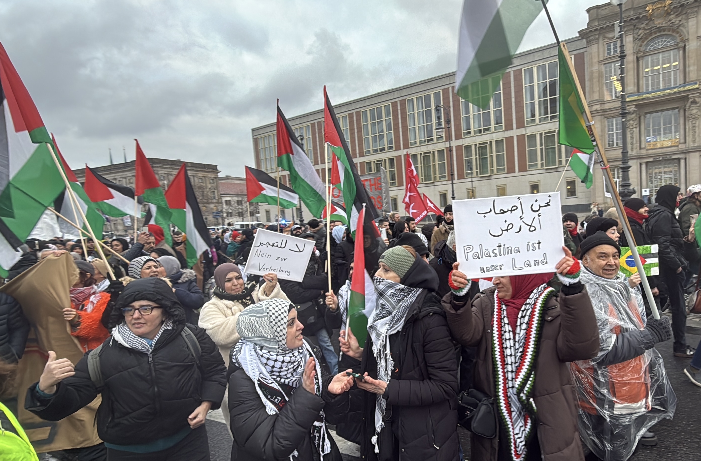 aa-20250201-36930393-36930387-berlinde-filistine-destek-gosterisi-duzenlendi.jpg