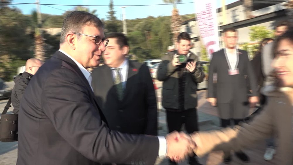 Cemil Tugay’dan İller Bankası kesintilerine tepki