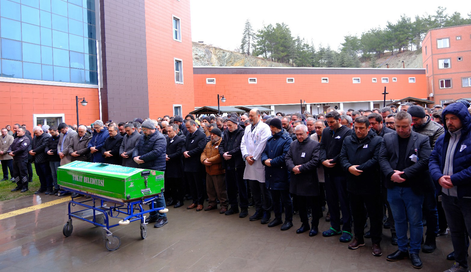 kardiyoloji-doktoru-kalp-krizinden-haya-562533-166675.jpg
