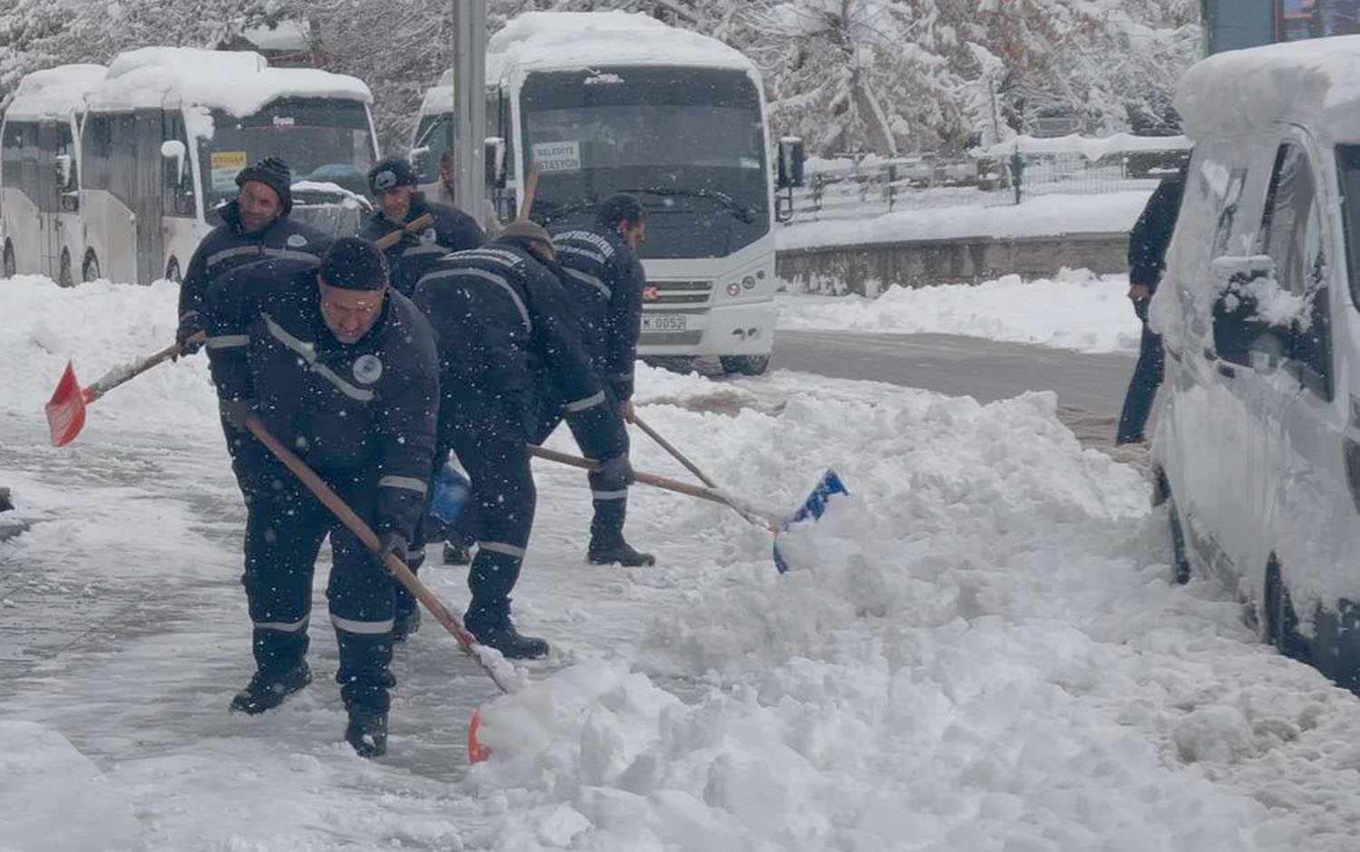 karin-esir-aldigi-erzurum-ve-musta-1303-563861-167077.jpg