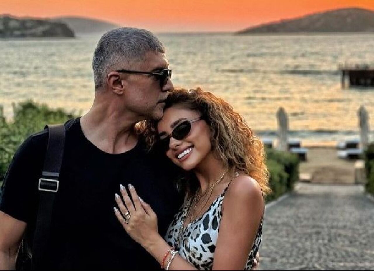 ozcan-deniz-iranli-samar-dadgar-ile-2023-yilinda-evlendi-1724680178409-1.jpg