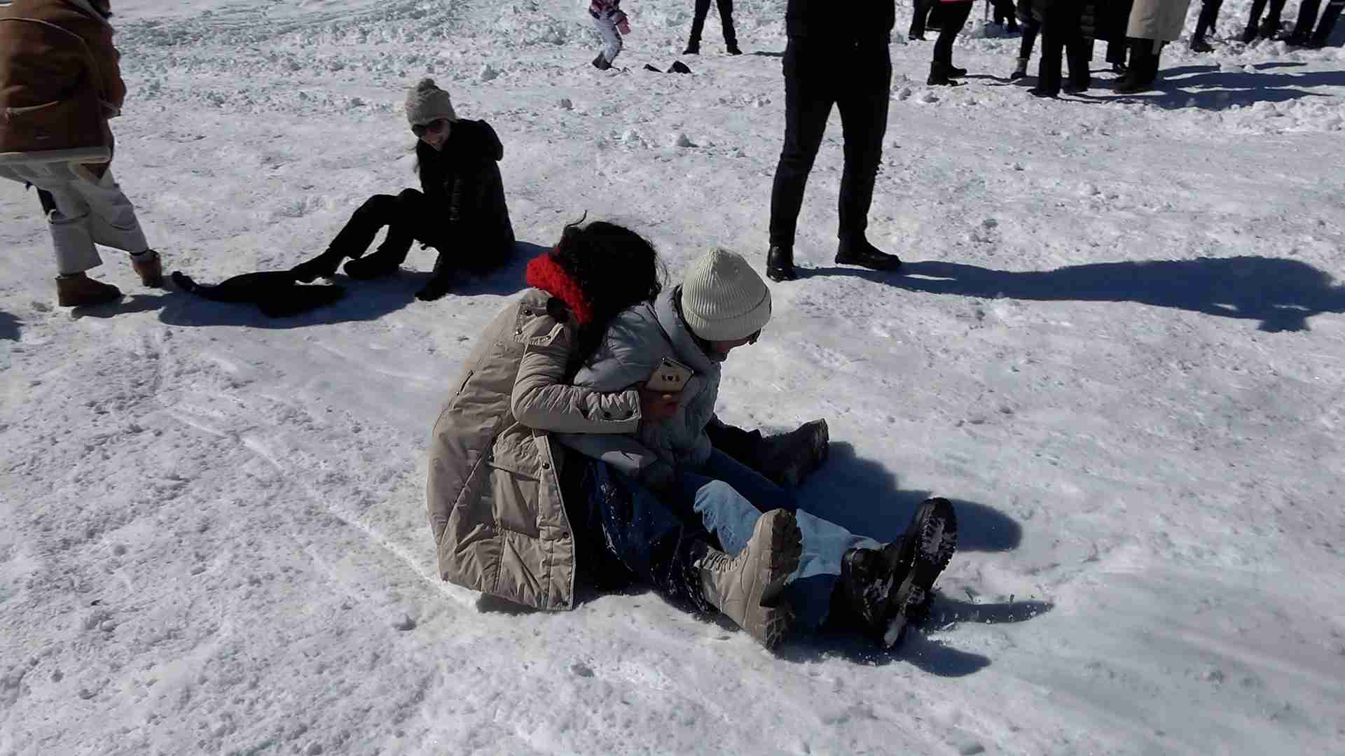 ayderde-kar-festivali-kayakla-basladi-565941-167670-1.jpg