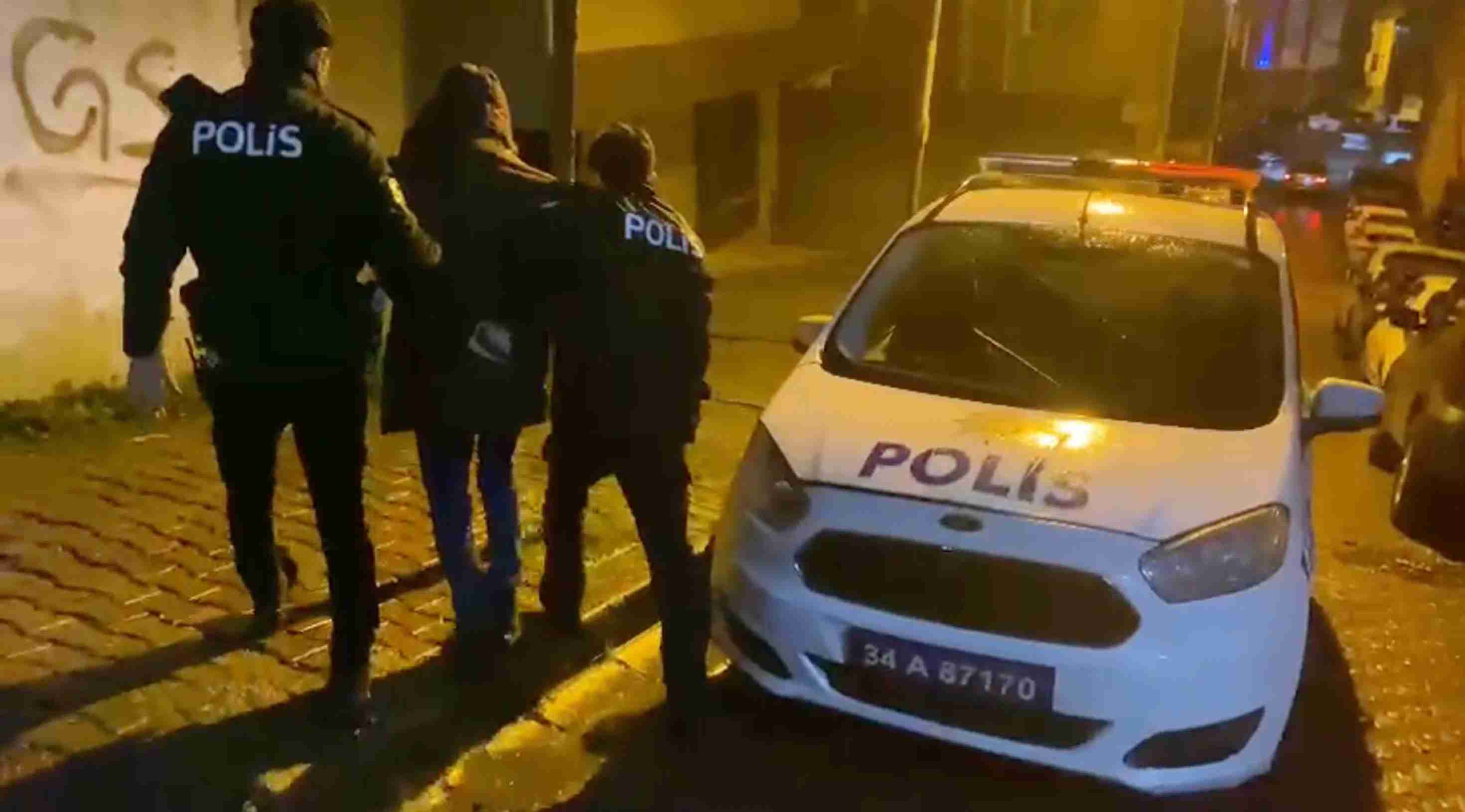 aa-20250218-37089973-37089972-samsun-merkezli-12-ildeki-dolandiricilik-operasyonunda-17-zanli-yakalandi-11zon.jpg