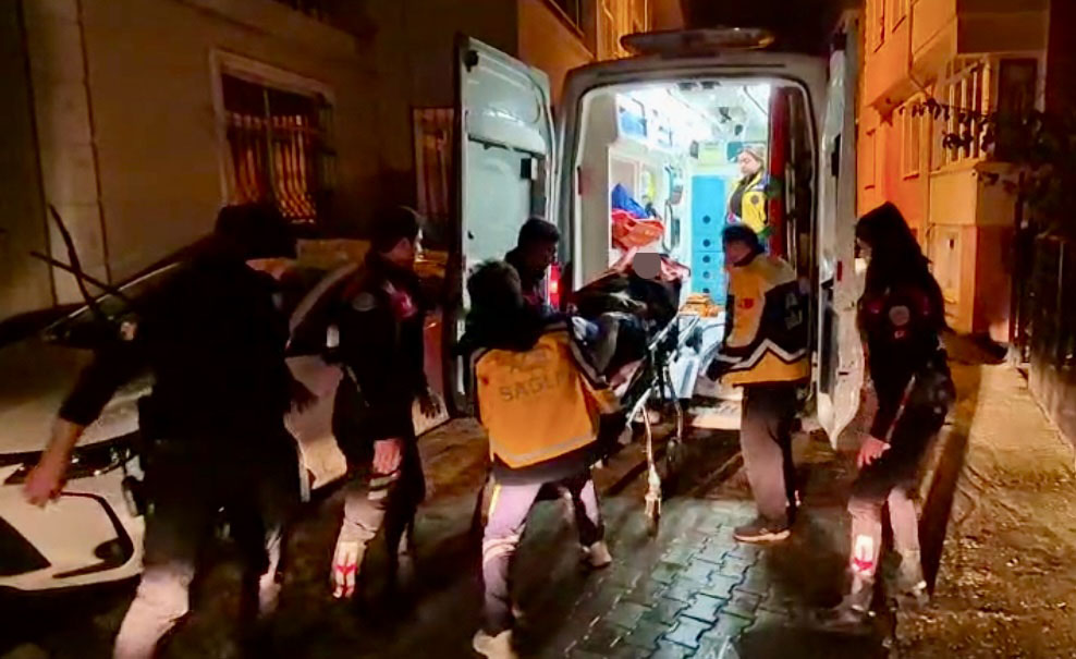 Edirne'de bir kişi tartıştığı babasını bıçakla yaraladı