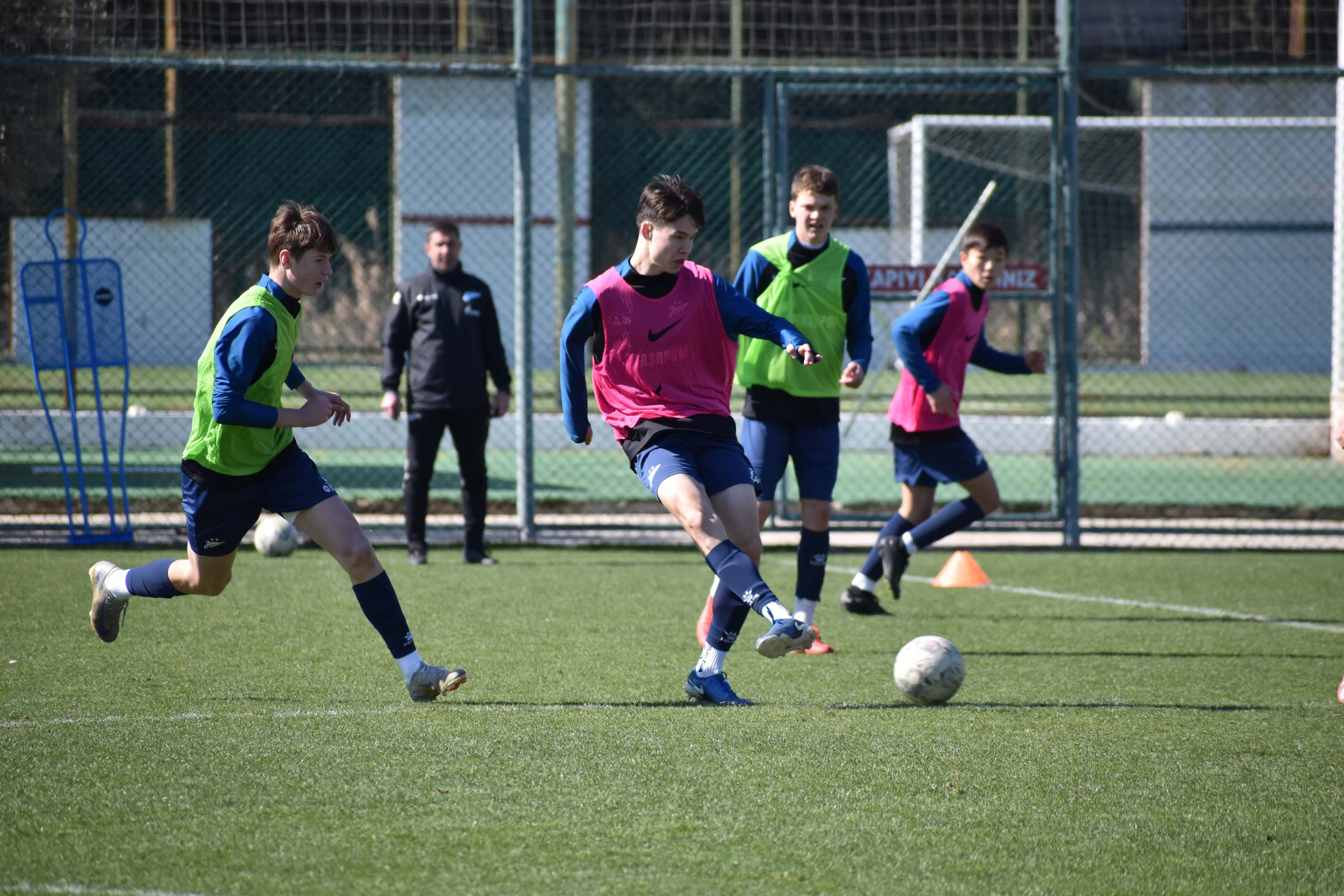 altinorduya-zenit-ovgusu-581707-172155.jpg