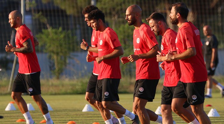 antalyaspor-da-cifte-antrenman.jpg