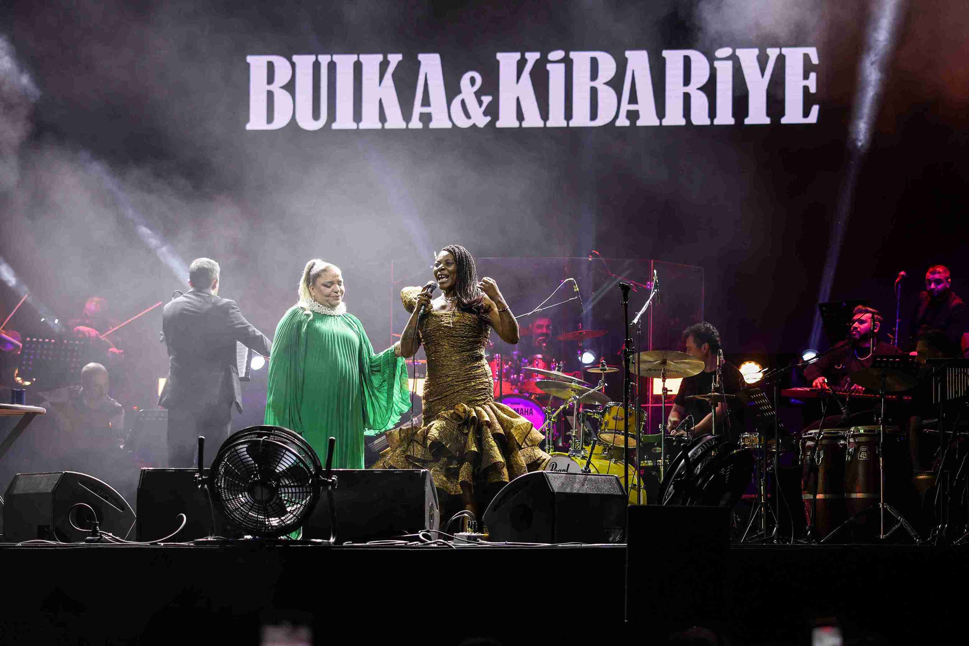 aa-20250227-37180294-37180292-buika-ve-kibariye-birlikte-konser-verdi-11zon.jpg