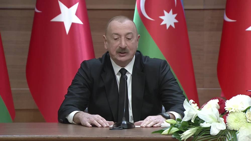 Erdoğan ile Aliyev doğal gaz boru hattının açılış töreninde konuştu