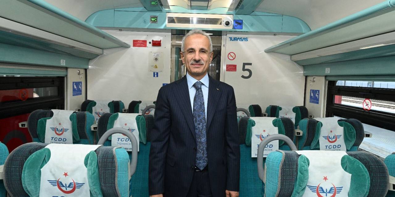 tren-biletini-yari-yariya-dusurecek-tarifeyi-bakan-acikladi-3.jpg