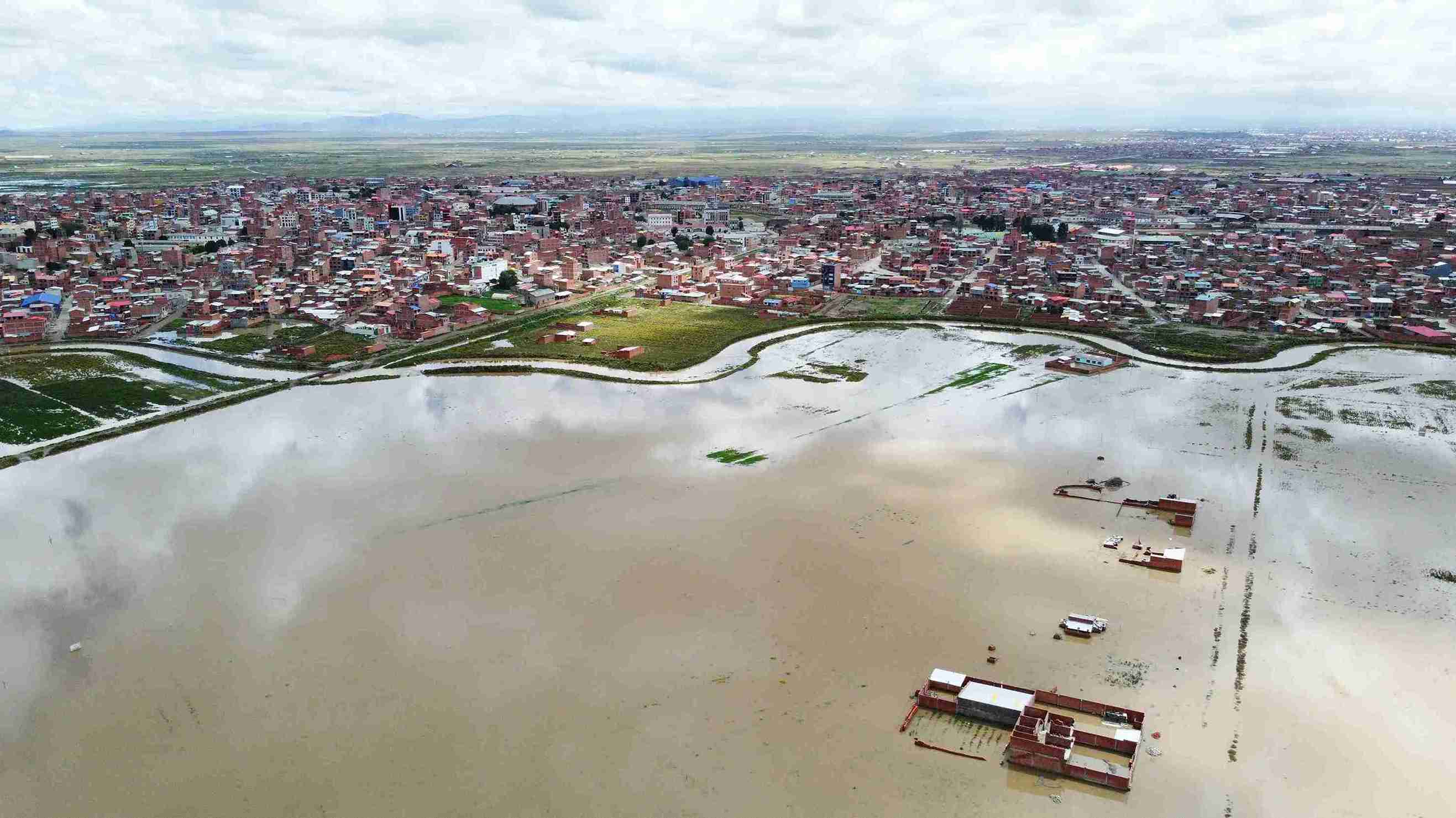 aa-20250316-37354368-37354360-bolivyada-siddetli-yagis-sel-ve-taskinlara-yol-acti-11zon.jpg