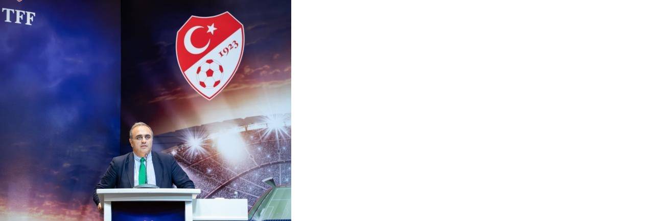 ural-akuzum-world-football-summitte-ka-626908-185694.jpg