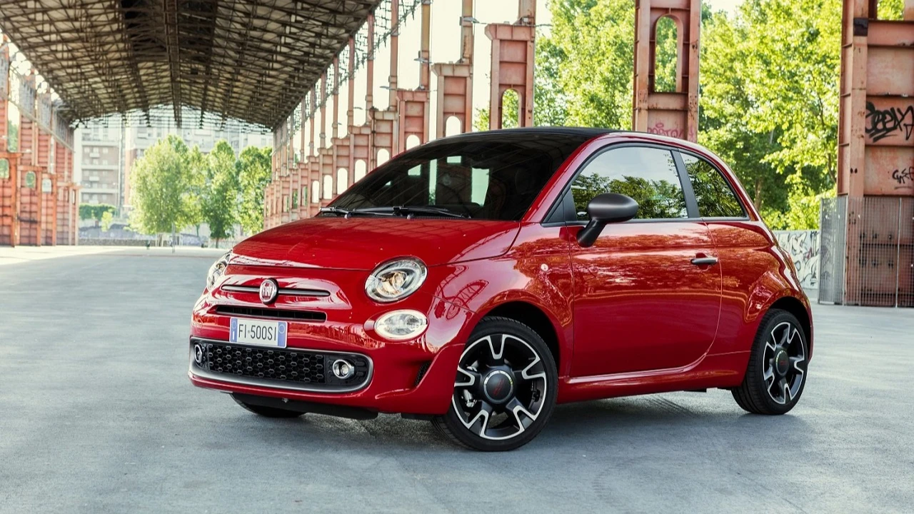 fiat-500-ingilterede-en-iyi-sehir-otomobili-secildi-nihu.webp