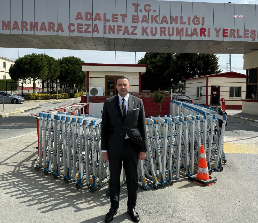 CHP Milletvekili Kaya Ekrem İmamoğlu'nu Silivri'de ziyaret etti
