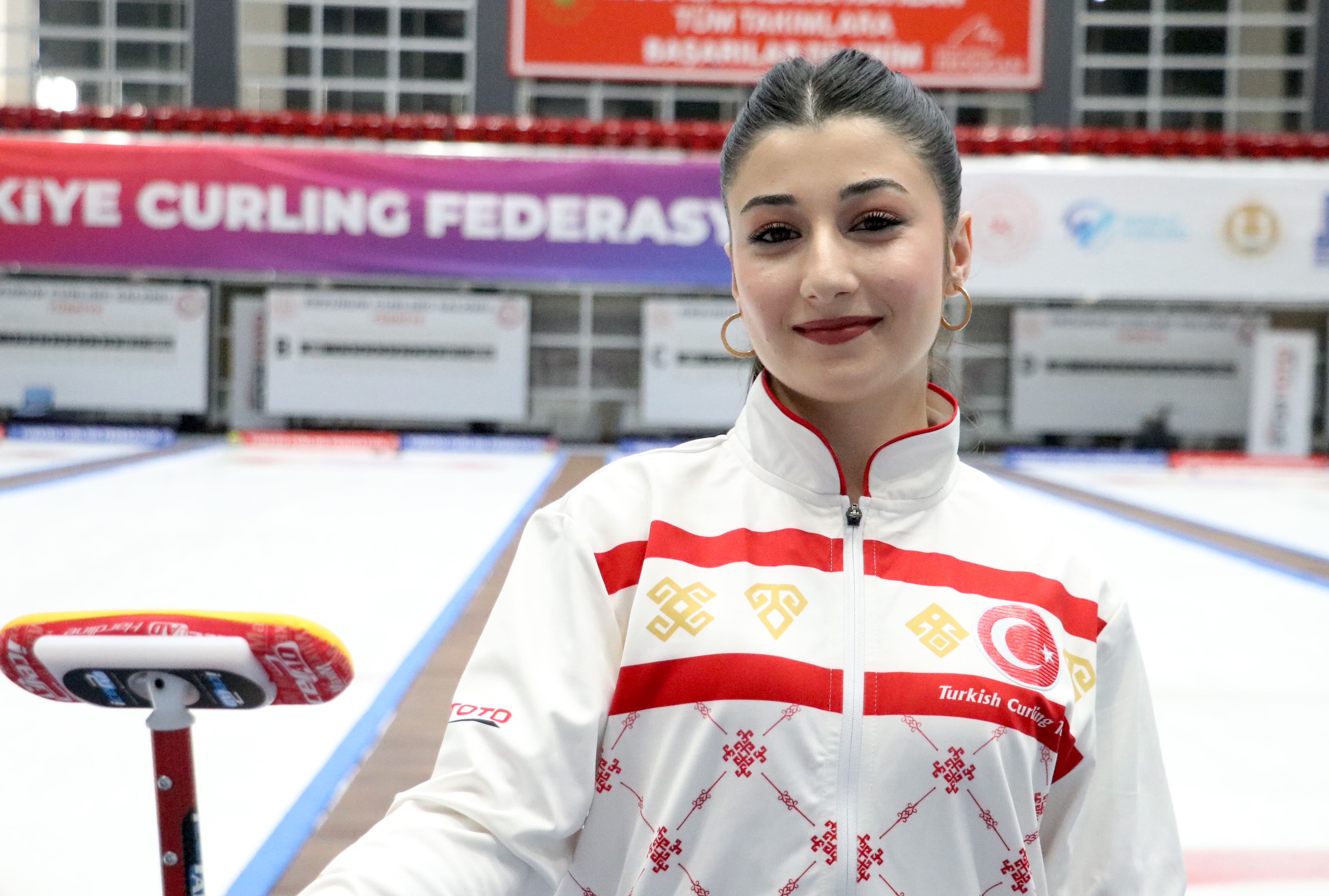 aa-20250401-37506940-37506926-genc-curling-milli-takimi-ilk-kez-duzenlenecek-dunya-sampiyonasina-hazirlaniyor-min.jpg