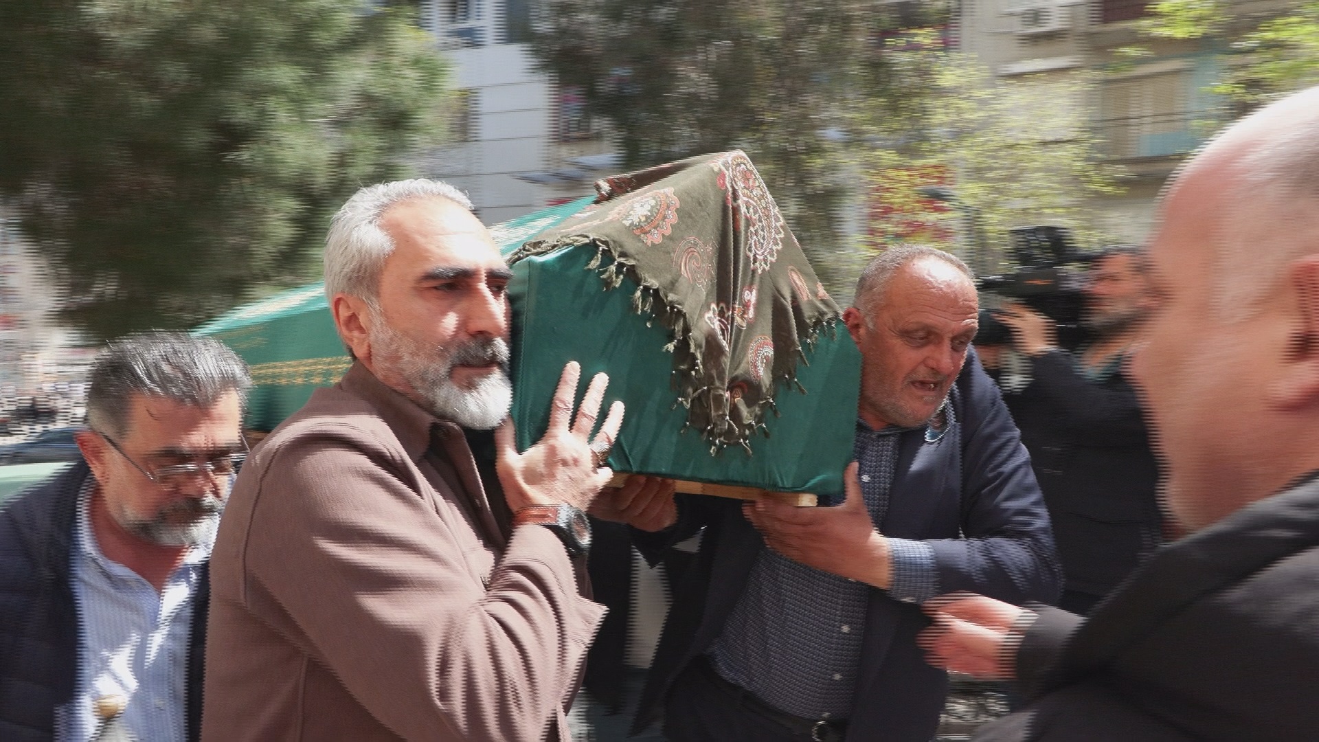 istanbul-tarkanin-annesi-nese-tevetog-663718-196790.jpg