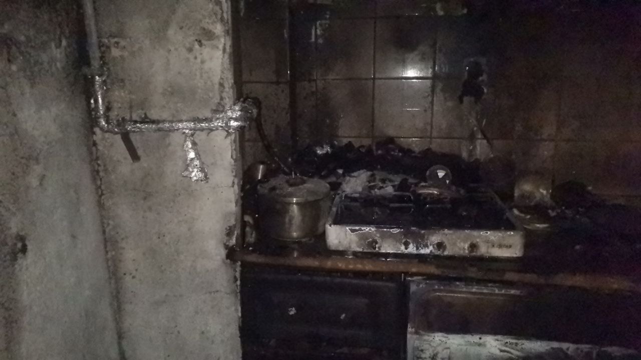 aa-20250418-37665339-37665335-bursada-ocakta-unutulan-yemek-yangina-sebep-oldu.jpg