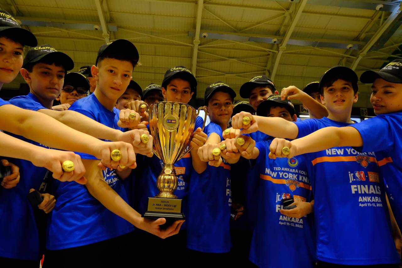jr-nba-bidev-ligi-sampiyonu-ted-ankara-665500-197343.jpg