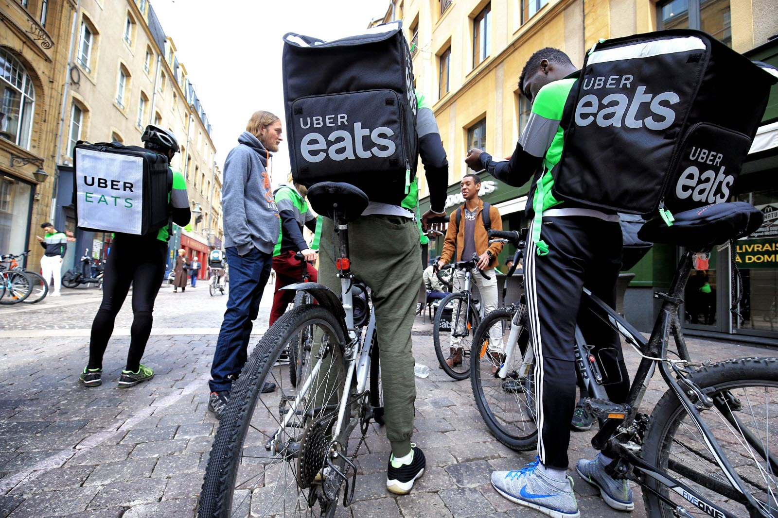 la-societe-uber-eats-s-est-d-abord-implantee-dans-des-grandes-villes-comme-ici-a-metz-photo-rl-anthony-picore-1711013293.jpg