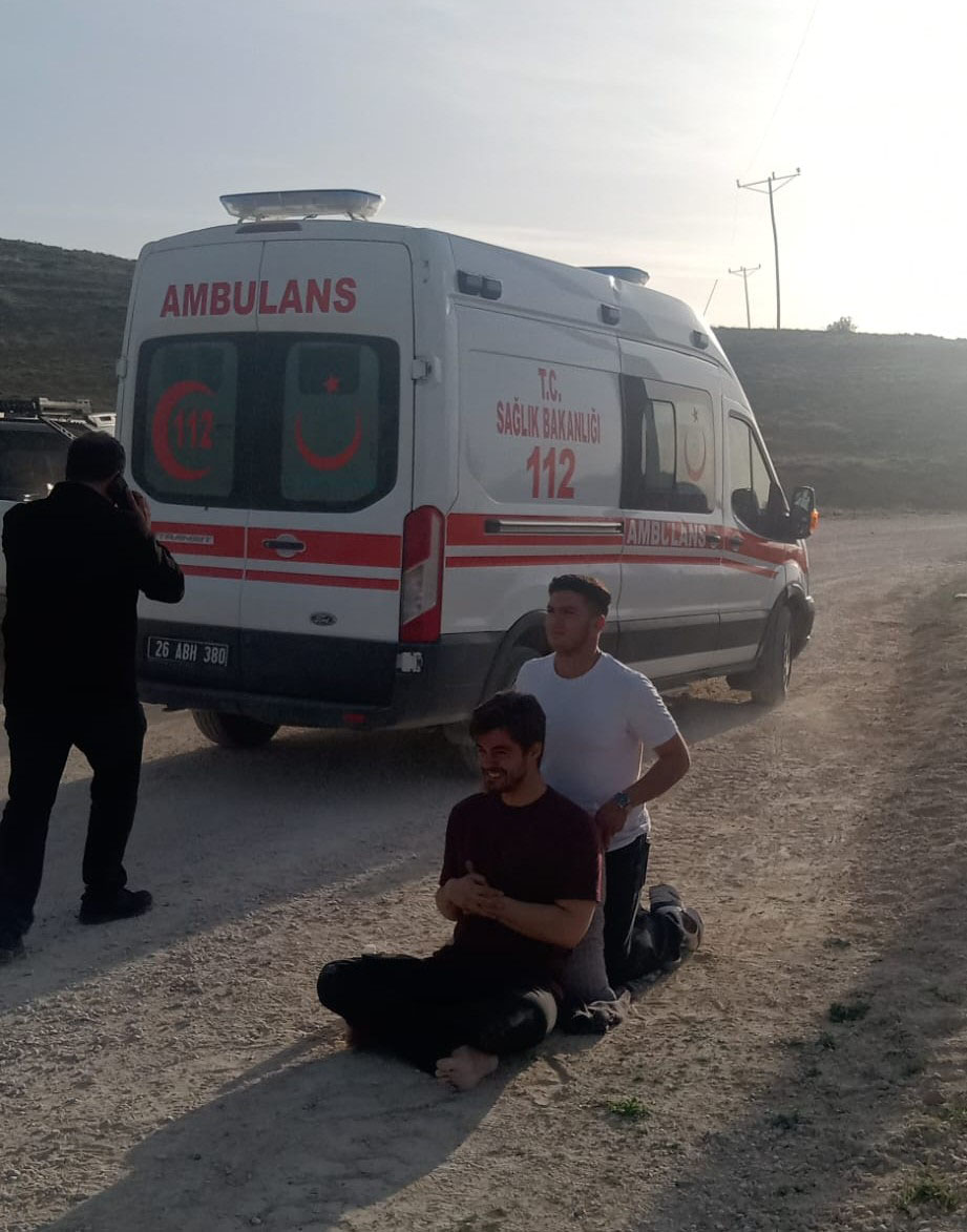 oyuncu-berk-atan-trafik-kazasinda-yaral-667063-197765.jpg